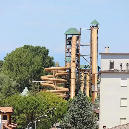 Roma Hotel 3*