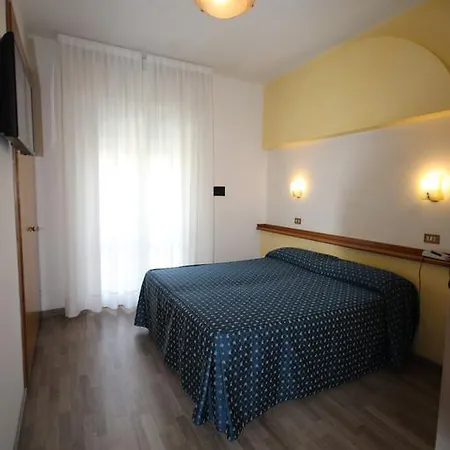 Roma 3* Лідо-ді-Єзоло